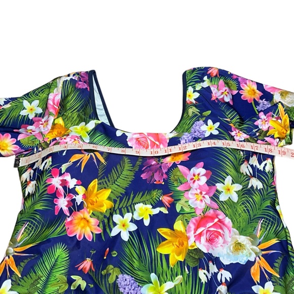 Tropical Floral Women's Swim One Piece - Picture 5 of 10